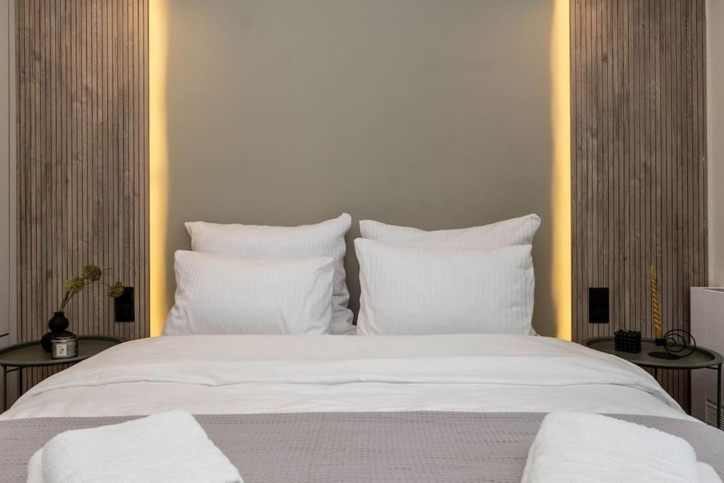 8 Blocks Apartments 4A อเล็กซานโดรโพลิส ภายนอก รูปภาพ