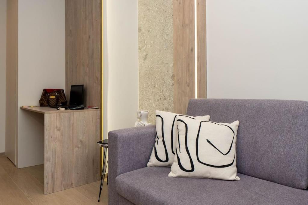 8 Blocks Apartments 4A อเล็กซานโดรโพลิส ภายนอก รูปภาพ